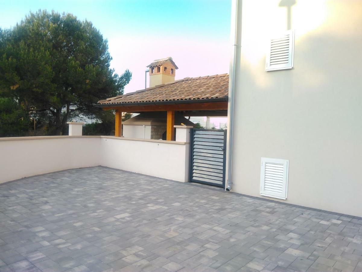 Villa Hana Pakostane Exterior photo